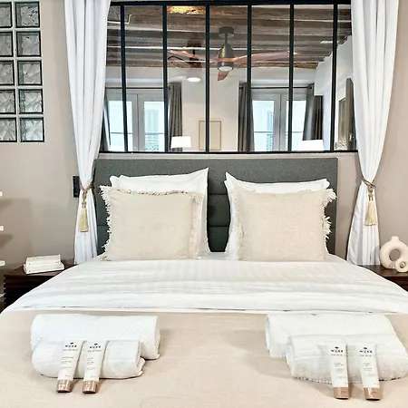 Brand New In Le Marais *